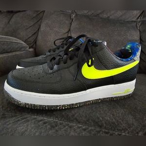 Nike Air Force 1 Low black bolt